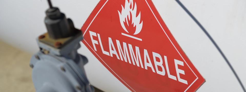 Flammable hazard placard on tank